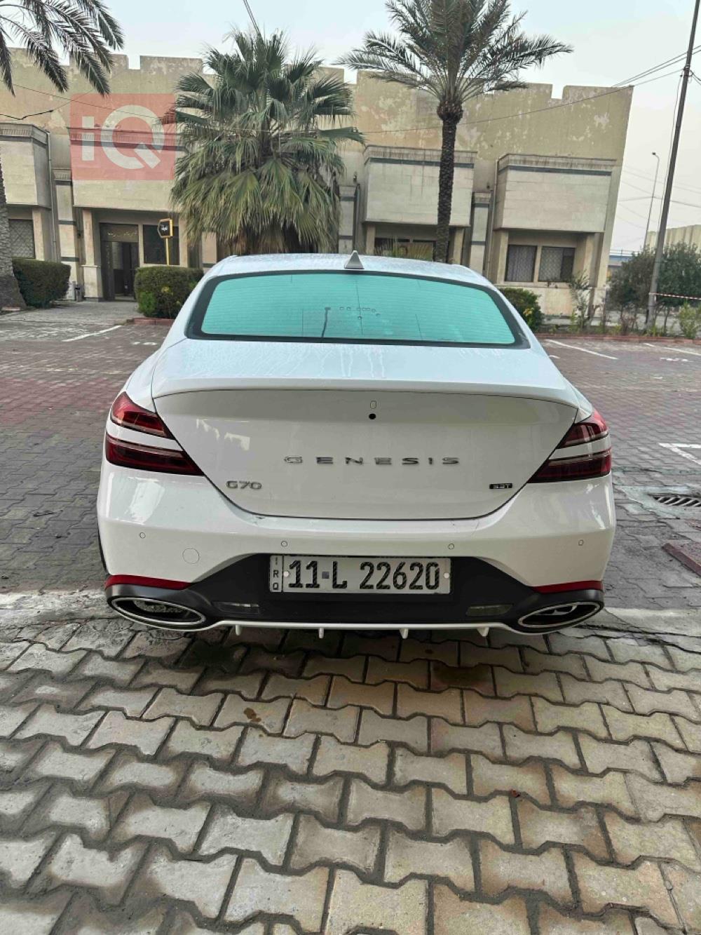 جنسس G70